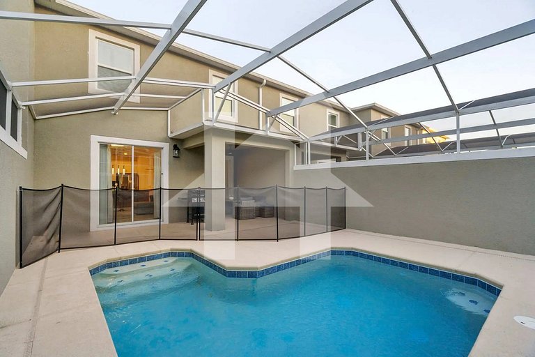 Vacation Home Near Disney, 4 bedrooms