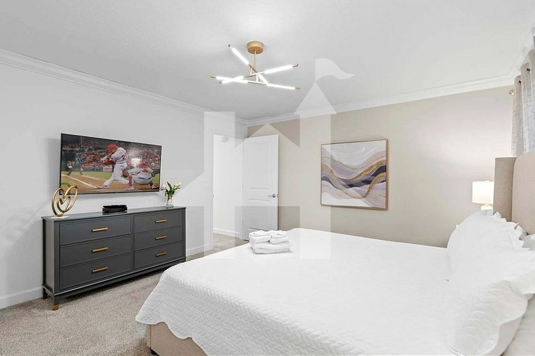 Vacation Home Near Disney, 4 bedrooms