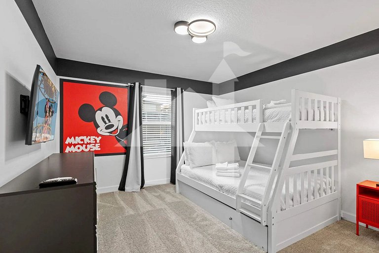Vacation Home Near Disney, 4 bedrooms