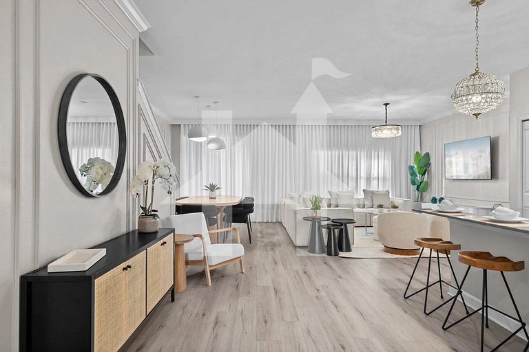 Vacation Home Near Disney, 5 bedrooms