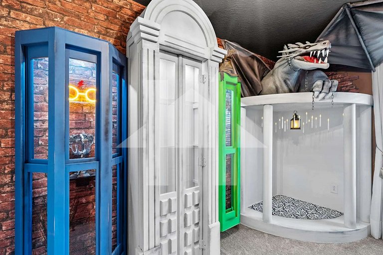 Vacation Home Near Disney, 5 bedrooms