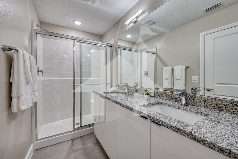 7997 - Formosa Valley Resort – Luxury Villa Near Disney (Hea