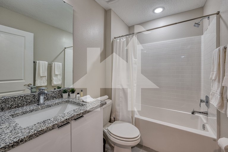 7997 - Formosa Valley Resort – Luxury Villa Near Disney (Hea