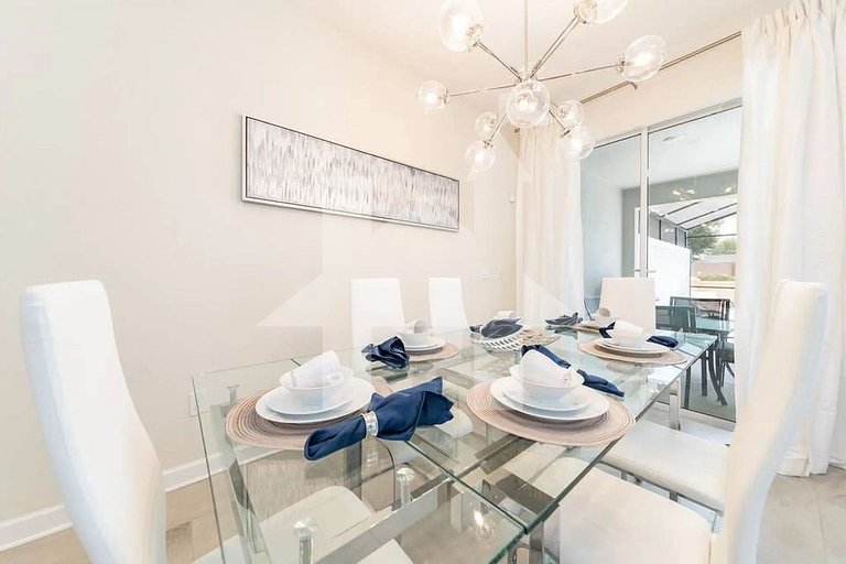 Vacation Home Near Disney, 4 bedrooms