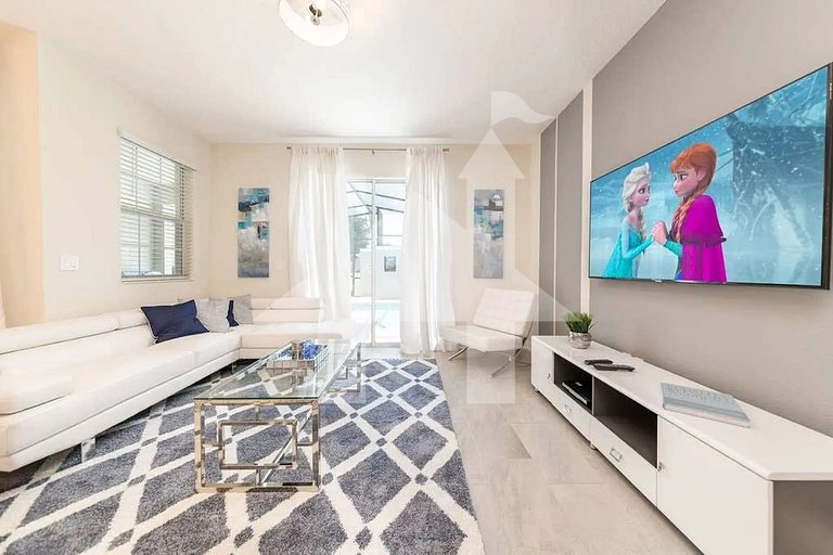 Vacation Home Near Disney, 4 bedrooms