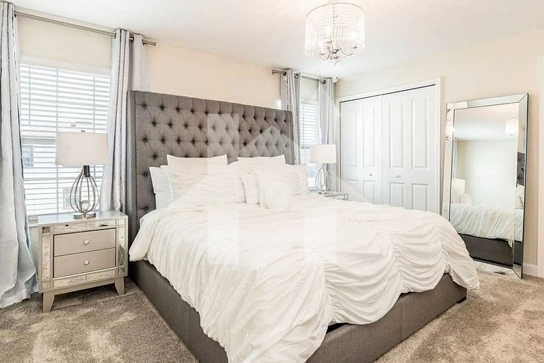 Vacation Home Near Disney, 4 bedrooms