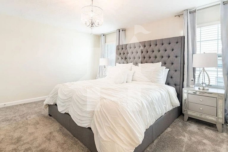 Vacation Home Near Disney, 4 bedrooms