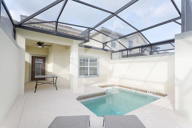Vacation Home Near Disney, 5 bedrooms