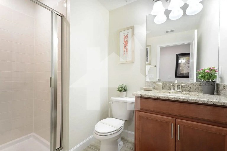 Vacation Home Near Disney, 5 bedrooms