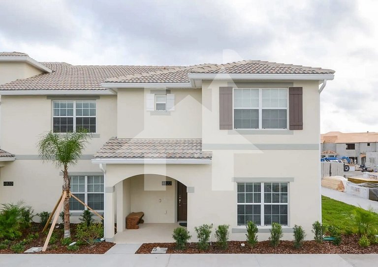 Vacation Home Near Disney, 5 bedrooms
