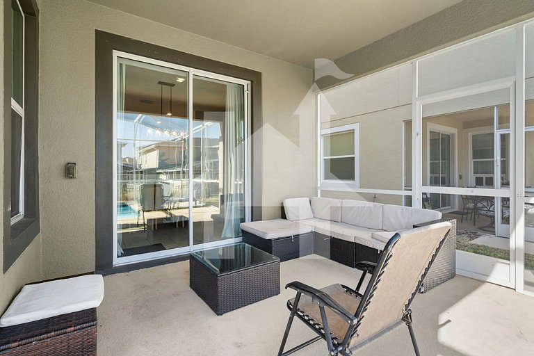 Vacation Home Near Disney, 6 bedrooms