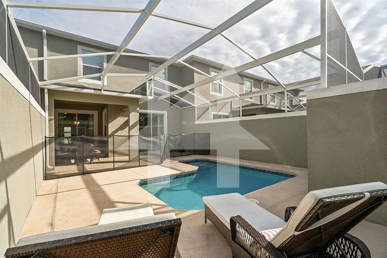 Vacation Home Near Disney, 4 bedrooms