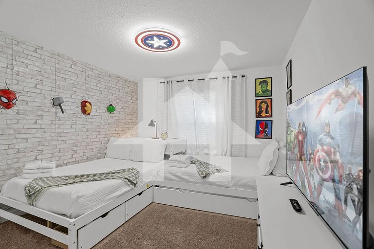Vacation Home Near Disney, 4 bedrooms