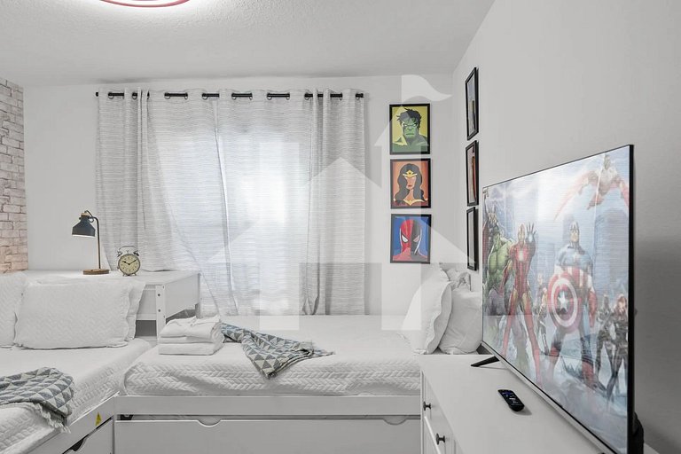 Vacation Home Near Disney, 4 bedrooms