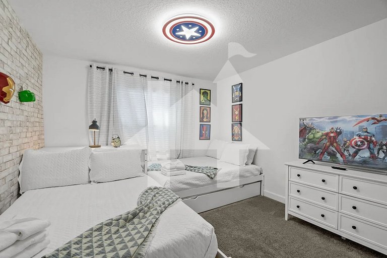 Vacation Home Near Disney, 4 bedrooms