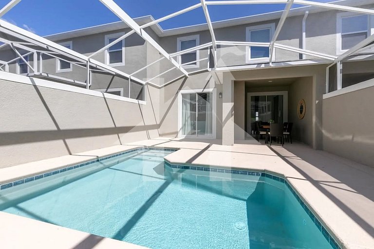 Vacation Home Near Disney, 4 bedrooms