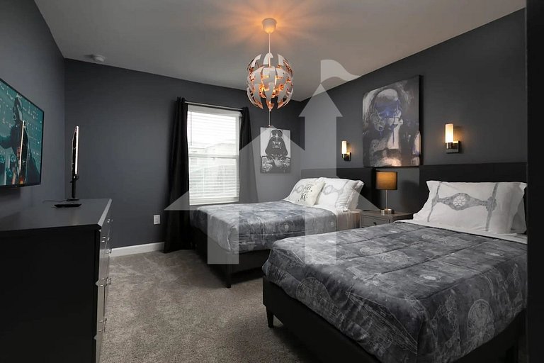 Vacation Home Near Disney, 4 bedrooms