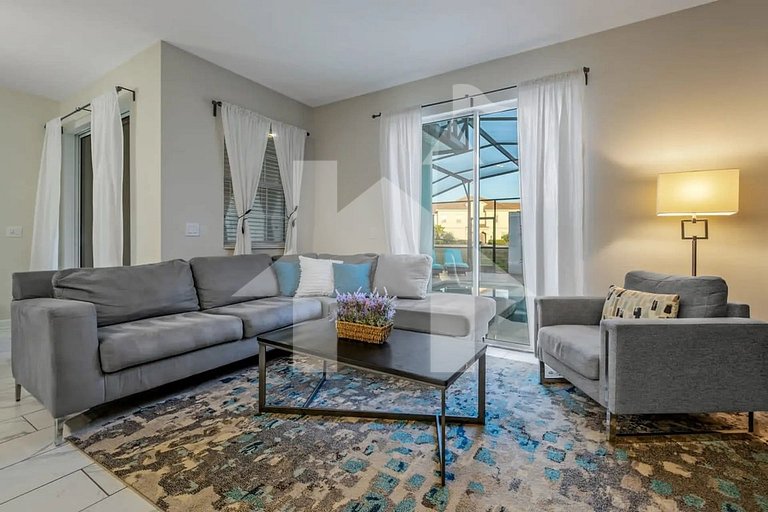 Vacation Home Near Disney, 4 bedrooms