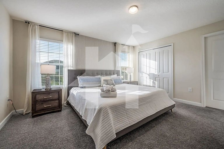 Vacation Home Near Disney, 4 bedrooms