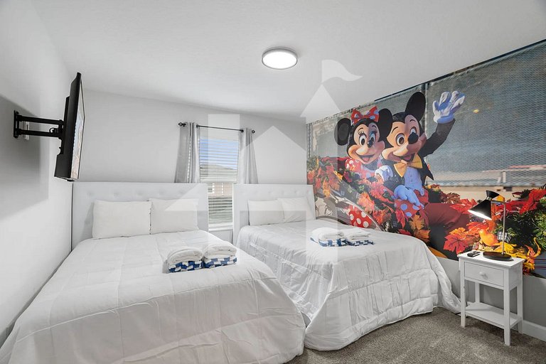 Vacation Home Near Disney, 4 bedrooms