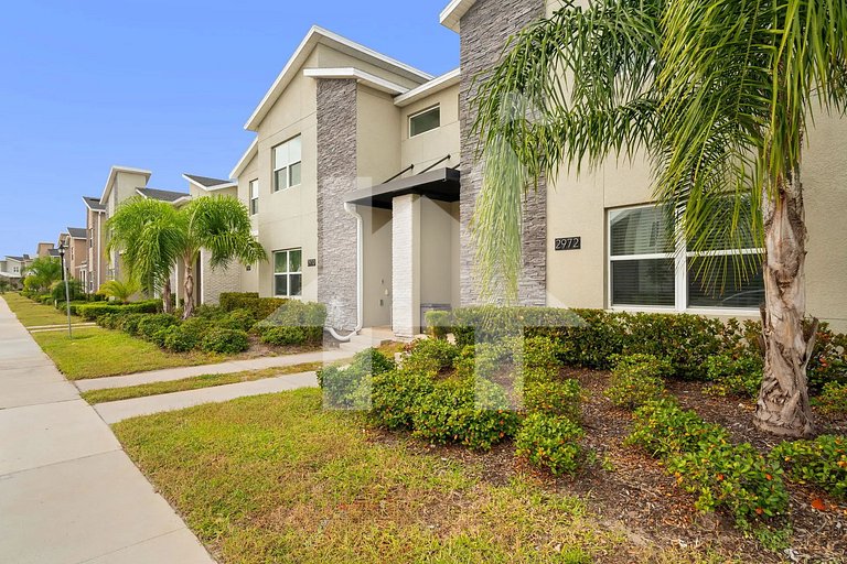 Vacation Home Near Disney, 4 bedrooms