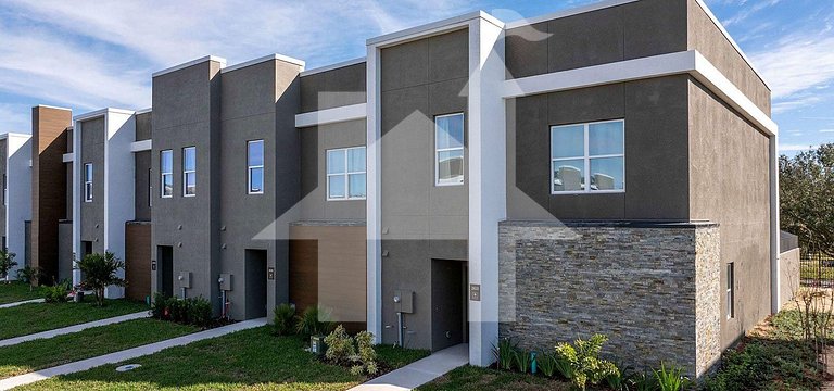 Luxury Villas Collection Near Disney – All with Private Pool