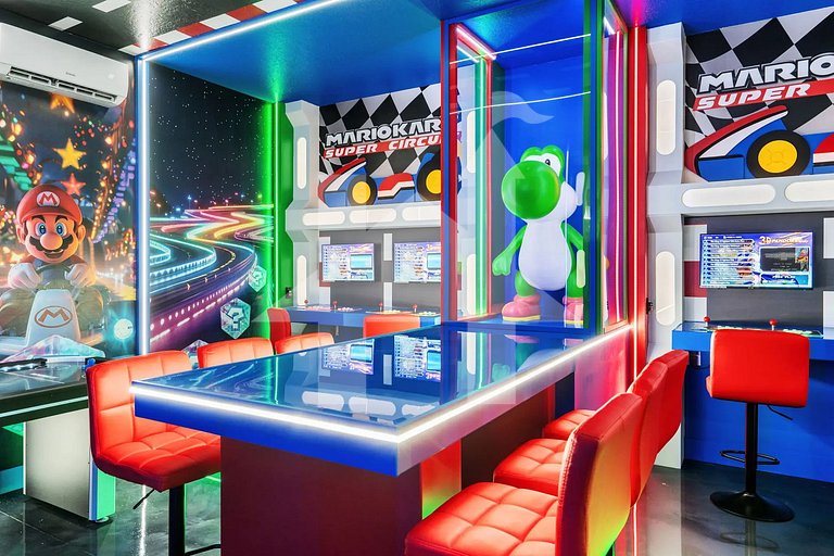 Luxury 10BR w/ Pool, Theater & Game Room