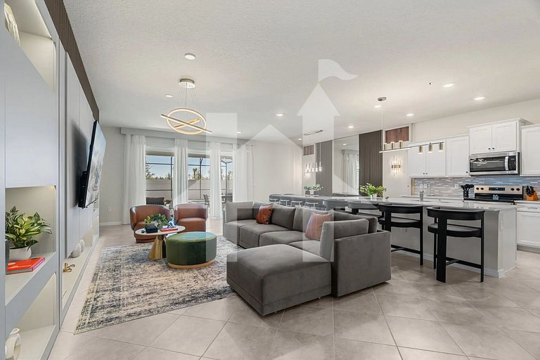 Luxury 10BR w/ Pool, Theater & Game Room