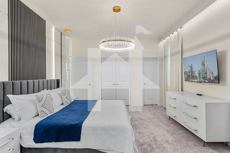 Luxury 10BR w/ Pool, Theater & Game Room - Windsor Cay