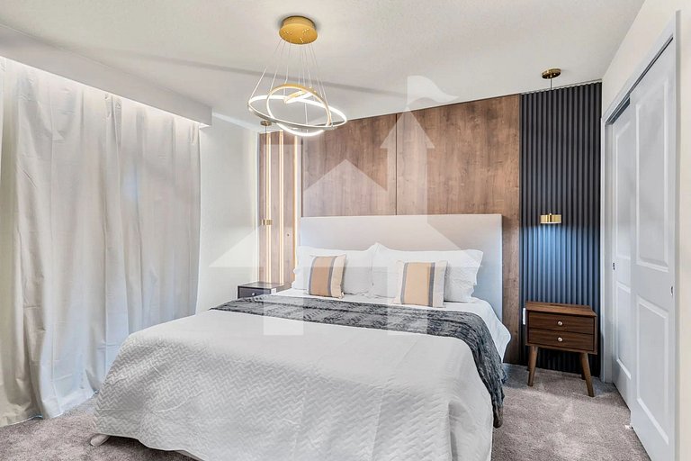 Casa de Luxo 10Q c/ Piscina, Cinema e Game Room