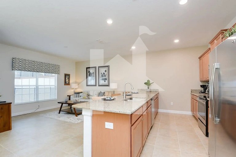 Vacation Home Near Disney, 4 bedrooms