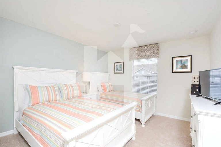 Vacation Home Near Disney, 4 bedrooms