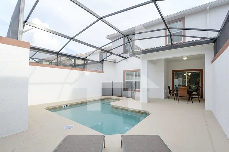 Vacation Home Near Disney, 4 bedrooms