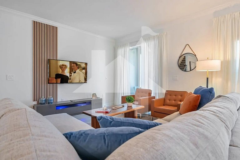 Vacation Home Near Disney, 5 bedrooms
