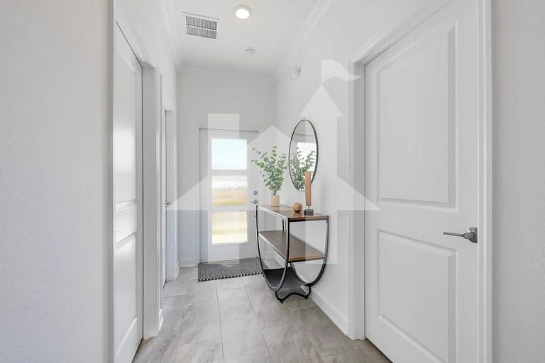 Vacation Home Near Disney, 5 bedrooms