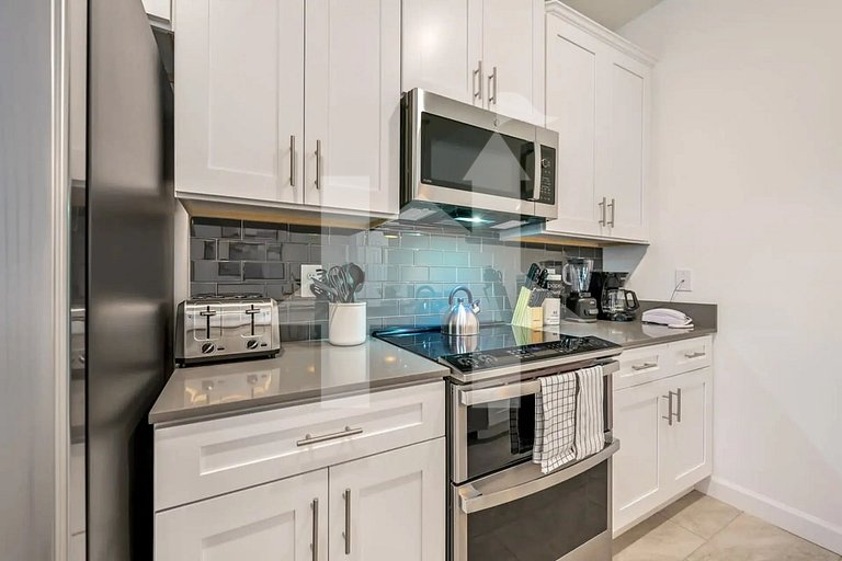 Vacation Home Near Disney, 5 bedrooms