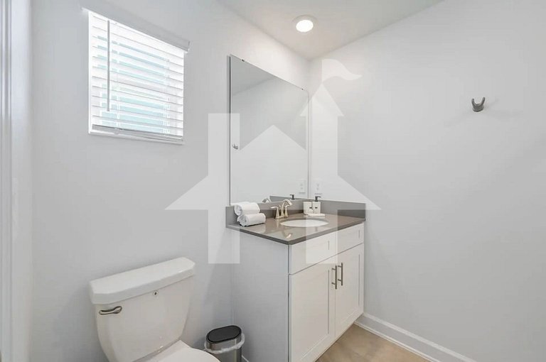 Vacation Home Near Disney, 5 bedrooms