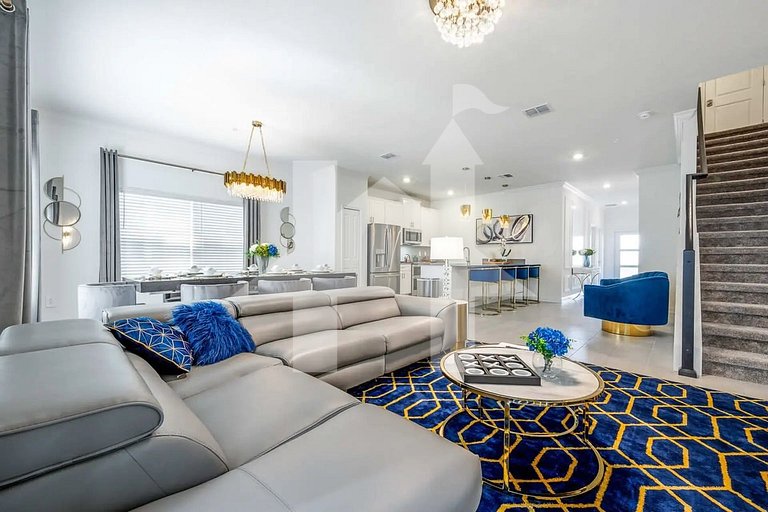 Vacation Home Near Disney, 5 bedrooms