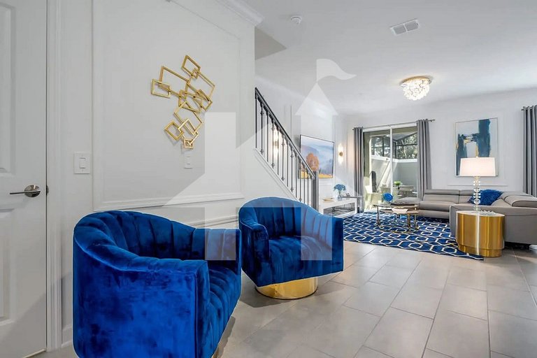 Vacation Home Near Disney, 5 bedrooms