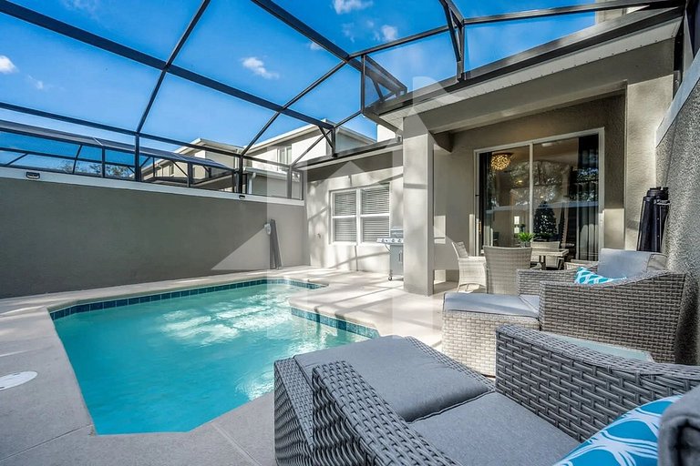 Vacation Home Near Disney, 5 bedrooms