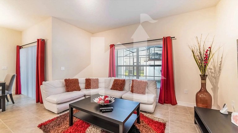 Vacation Home Near Disney, 4 bedrooms