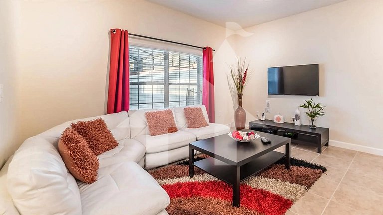Vacation Home Near Disney, 4 bedrooms