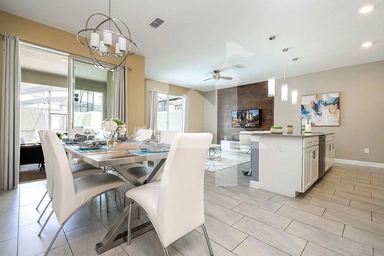Vacation Home Near Disney, 4 bedrooms