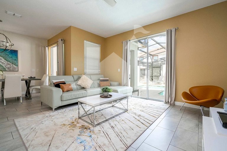 Vacation Home Near Disney, 4 bedrooms