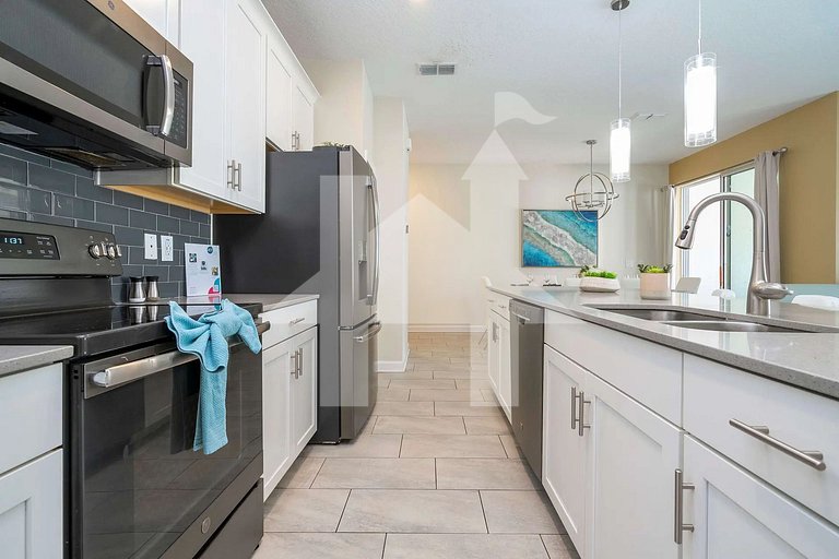 Vacation Home Near Disney, 4 bedrooms
