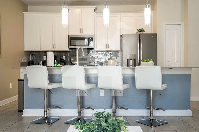 Vacation Home Near Disney, 4 bedrooms