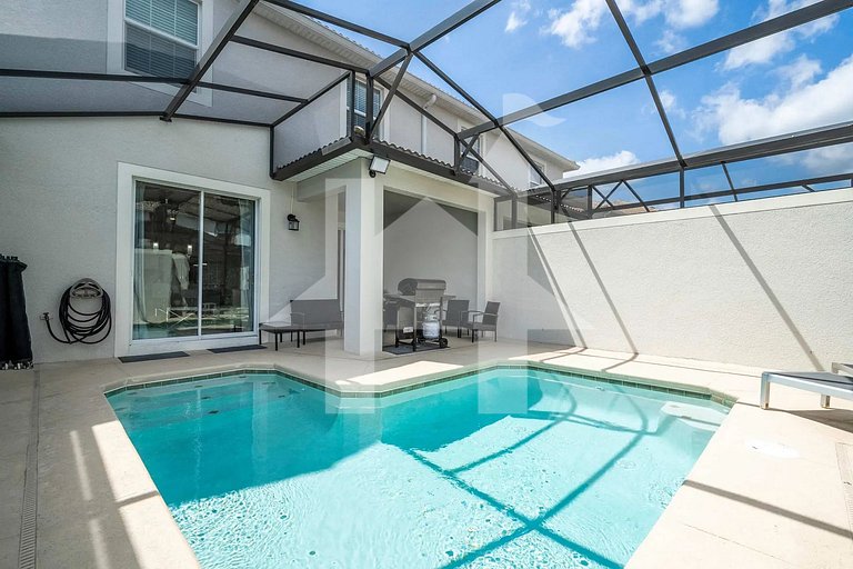 Vacation Home Near Disney, 4 bedrooms
