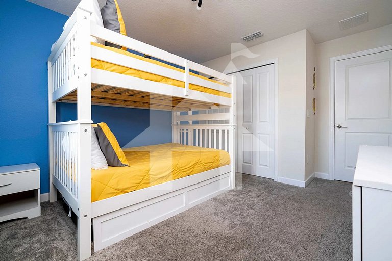 Vacation Home Near Disney, 4 bedrooms