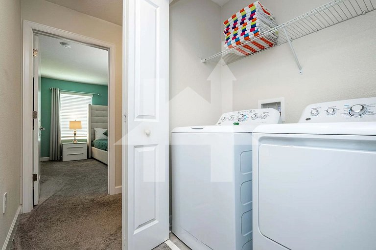Vacation Home Near Disney, 4 bedrooms