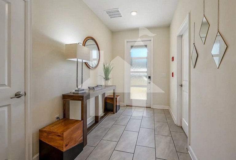 Vacation Home Near Disney, 9 bedrooms